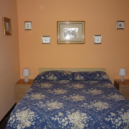 Affittacamere Andronaco Milano Exteriör bild